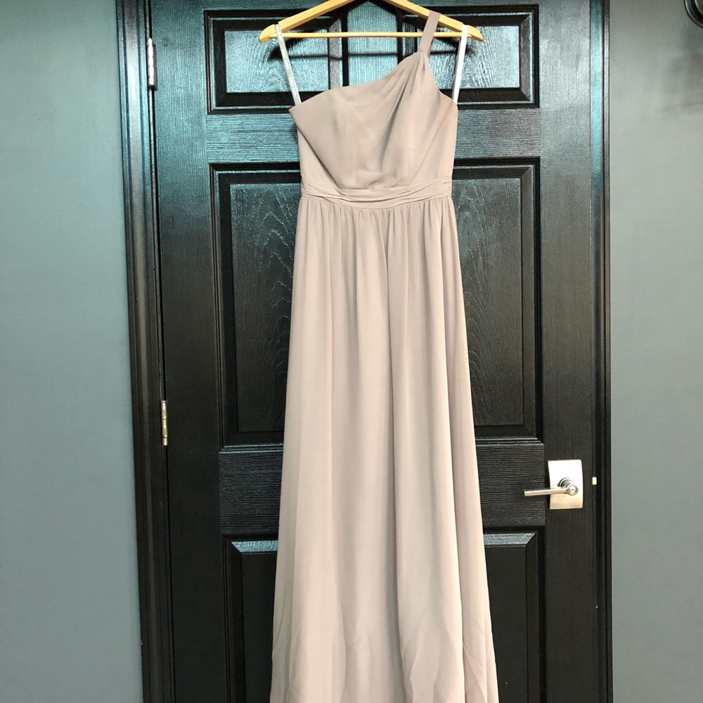 Beautiful Alfred Angelo Chiffon dress!